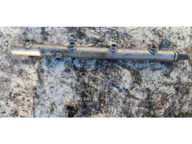 Vstřikovací lišta Mercedes-Benz S W221