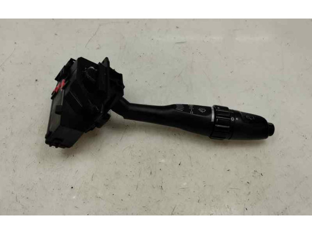 Ручка стеклоочистителей Mitsubishi Carisma