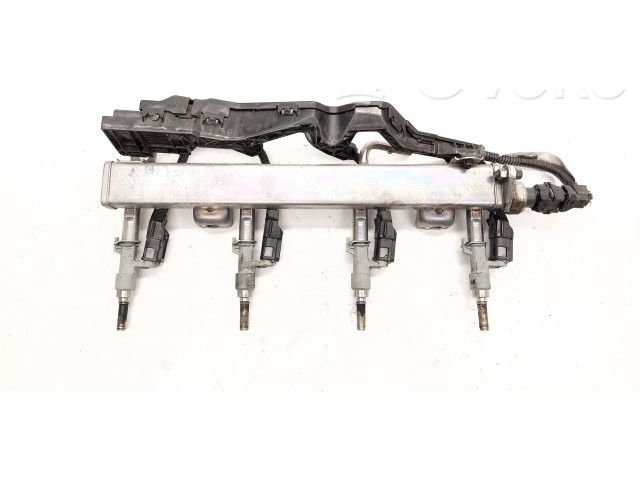 Vstřikovač 2325025020, 8212533220C Toyota RAV 4 (XA50)