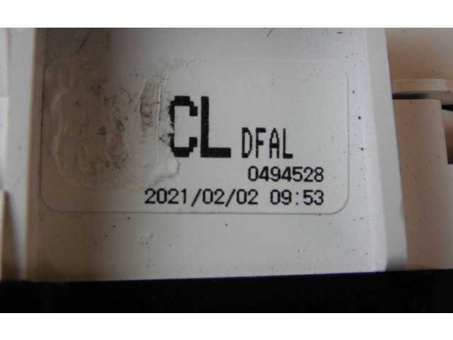 Панель приборов D23C55430, DFAL55471 Mazda CX-3