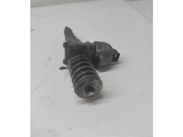 Vstřikovač 038130073BN Volkswagen Caddy Bls