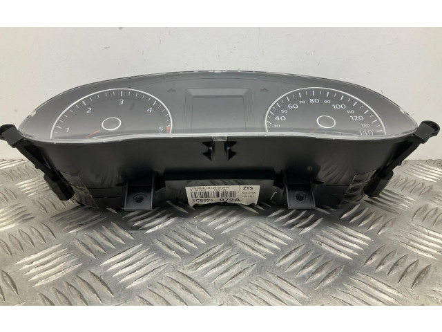 Спидометр (приборный щиток) 5C6920972A Volkswagen Jetta VI