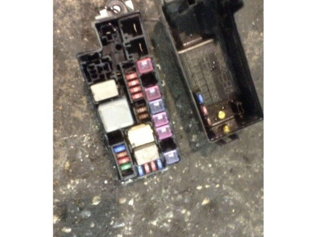 Блок предохранителей Daihatsu Terios