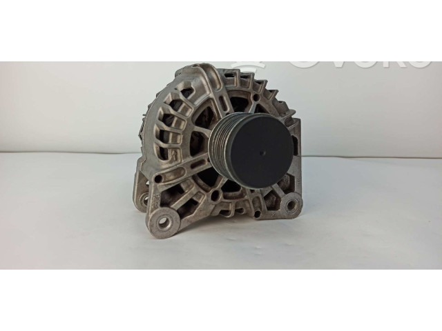 Генератор    Renault Clio IV      