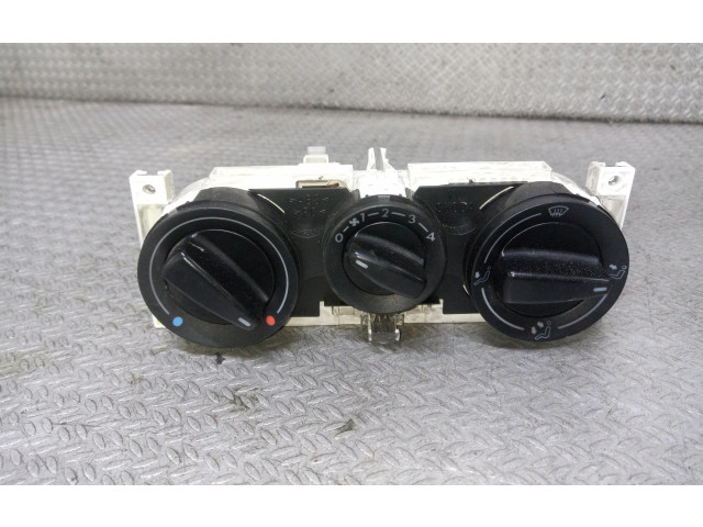 Блок управления климат-контролем 1J0819045E   Skoda Octavia Mk1 (1U)