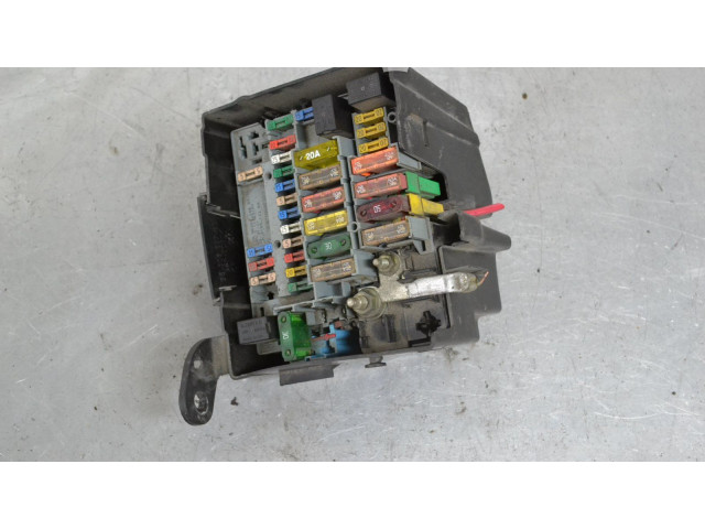 Pojistková skříňka Peugeot 607 2001