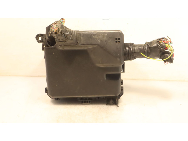 Блок предохранителей PR061-01000 Mitsubishi Lancer X