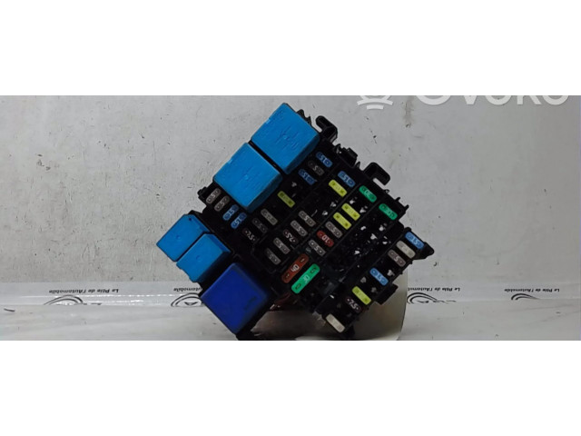 Блок предохранителей 243809584R Dacia Duster II