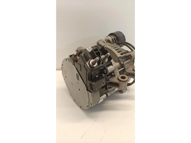 Генератор 32383087 Volvo XC40