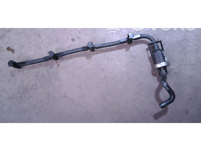 Топливная рампа    Volkswagen PASSAT B6  