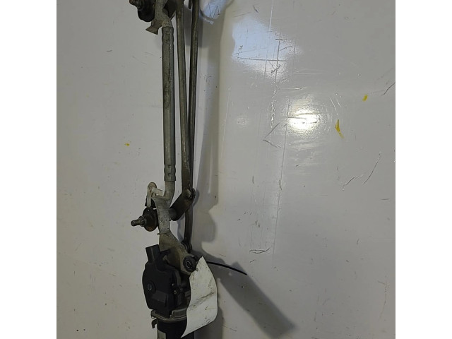 Моторчик дворников 8250A225 Mitsubishi Colt