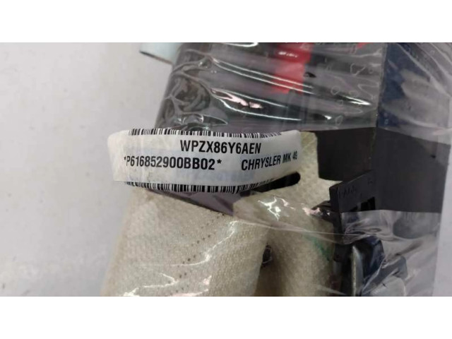 Боковая подушка безопасности P616852900BB02, TB6SQ2300A0189   Chrysler 300C