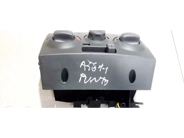 Блок управления климат-контролем 92045400, 751135h Fiat Punto (176)