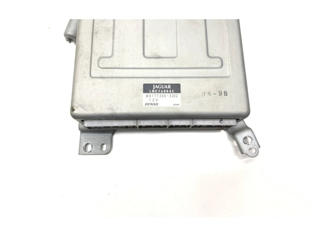 Блок управления климат-контролем LNC7600AE Jaguar XJ X308