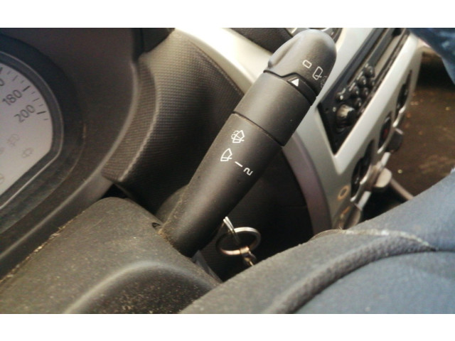 Ручка стеклоочистителей 6001551357 Dacia Sandero