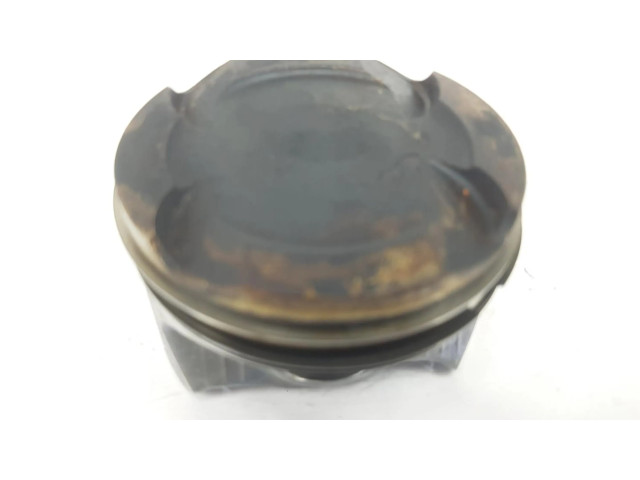 Píst 11258637807, 1212CD BMW 7 G11 G12 pro benzínový motor