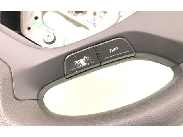 Руль Hyundai i10   -  года 56130B4000, 56100B4000      