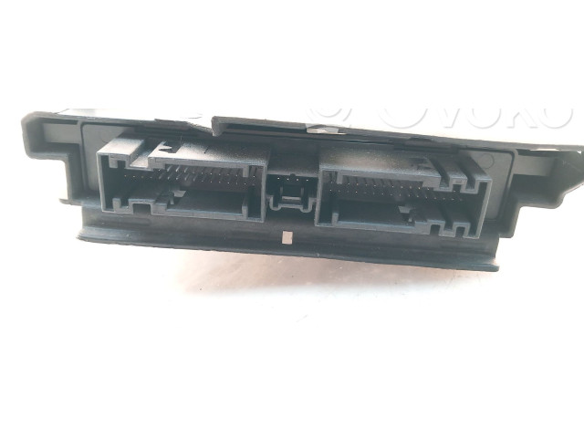 Блок управления A2465452740   Mercedes-Benz A W176