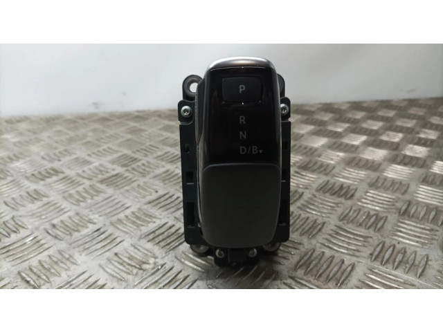 Тяга переключения передач