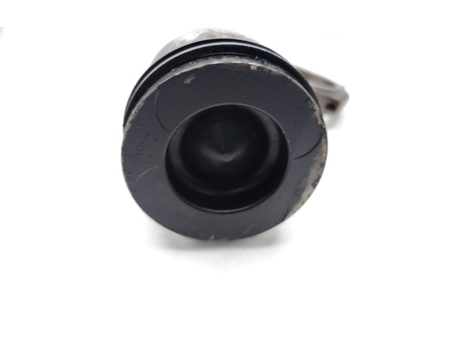 Píst EE20Z Subaru Outback EE20Z