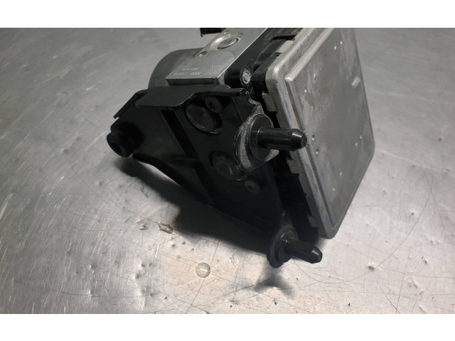 Блок АБС 7E0907379Q, 10091603703 Volkswagen Caddy 2015 - 2020 года