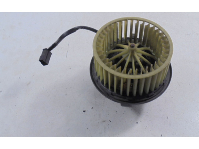 Вентилятор печки Audi 80 90 S2 B4