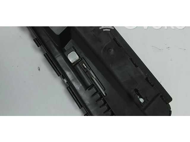 Подушка безопасности в сиденье 1S0880241B, 1S0880241 Volkswagen Caddy