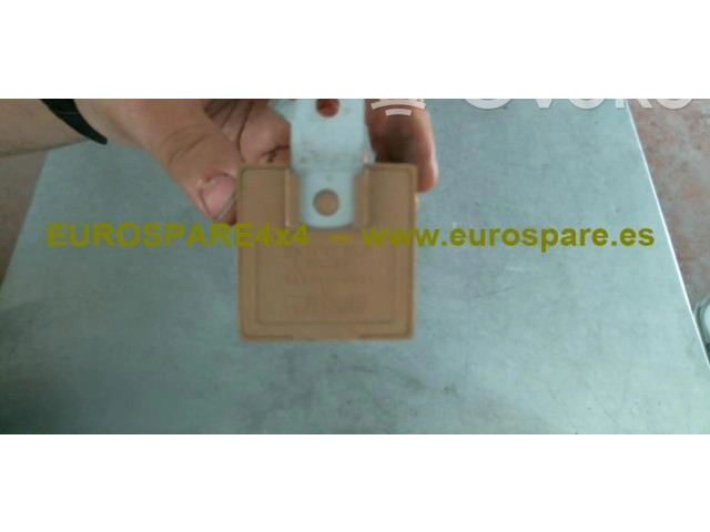 Блок предохранителей MD168999, 068000-0851 Mitsubishi Montero