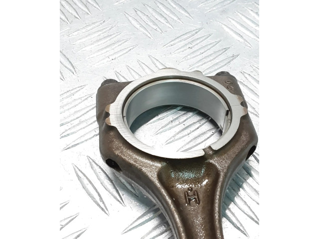 Поршень с шатуном 4J11 Mitsubishi Outlander для бензинового двигателя 2.0