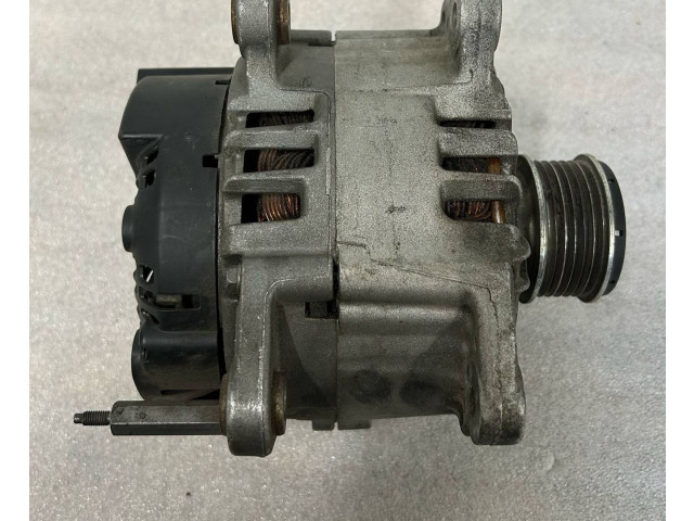 Генератор 03L903023F Volkswagen Golf VI