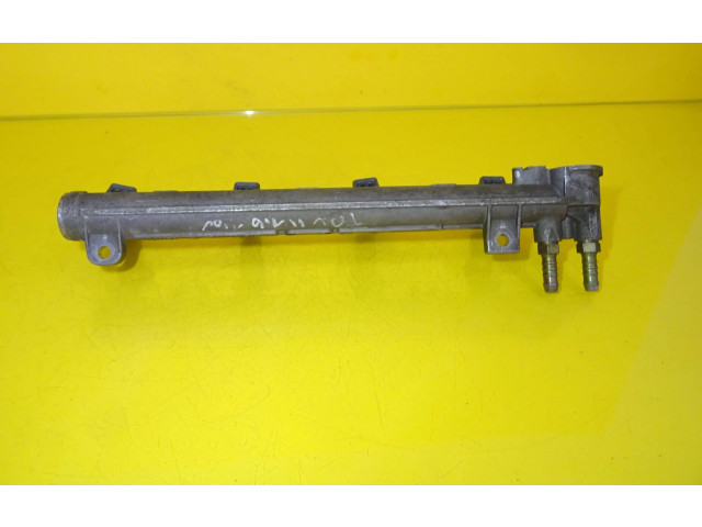 Топливная рампа 036133319   Volkswagen Golf IV  