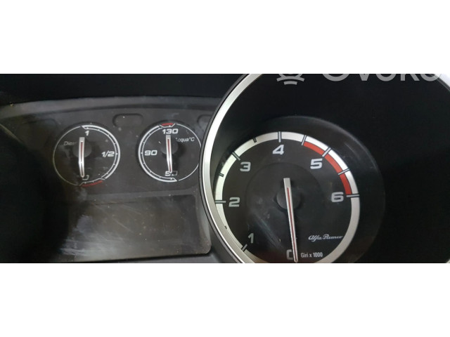 Přístrojová deska Alfa Romeo Giulia 2010 CUADROINSTRUMENTOS
