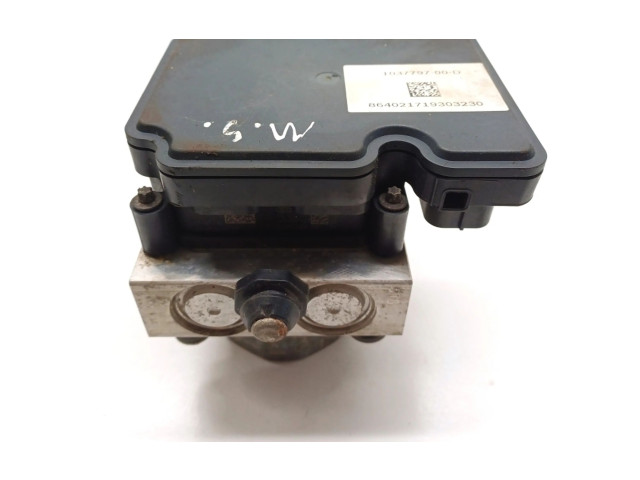 Блок АБС 1037797-00-D Tesla Model S 2012 - года