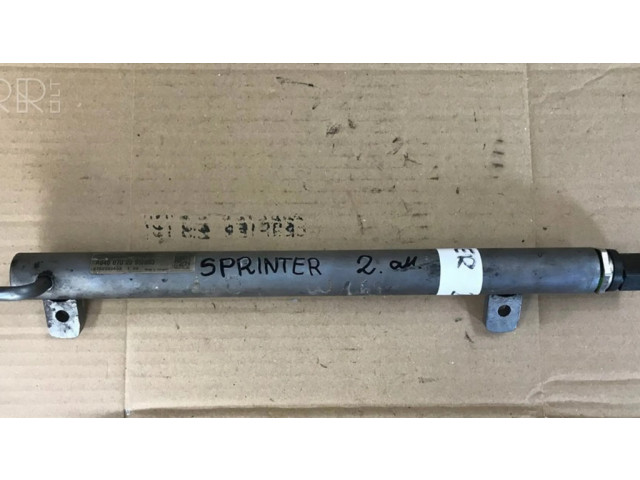 Магистральная трубка топлива