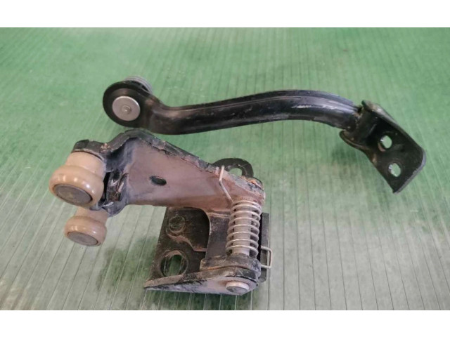 Нижняя лыжа Citroen Berlingo