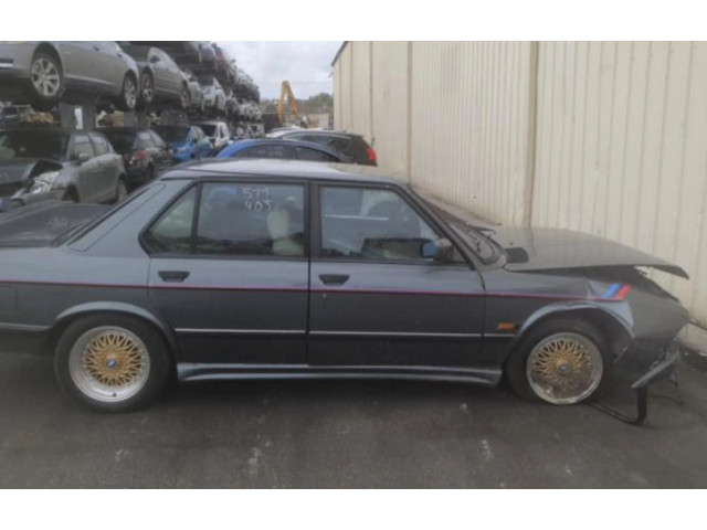Zpětné zrcátko BMW 5 E28 1983 51168222889