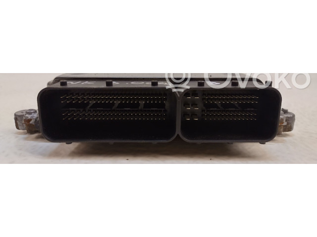 Блок управления двигателем Блок управления P05187324AB, 0281013643 Jeep Grand Cherokee (WK)