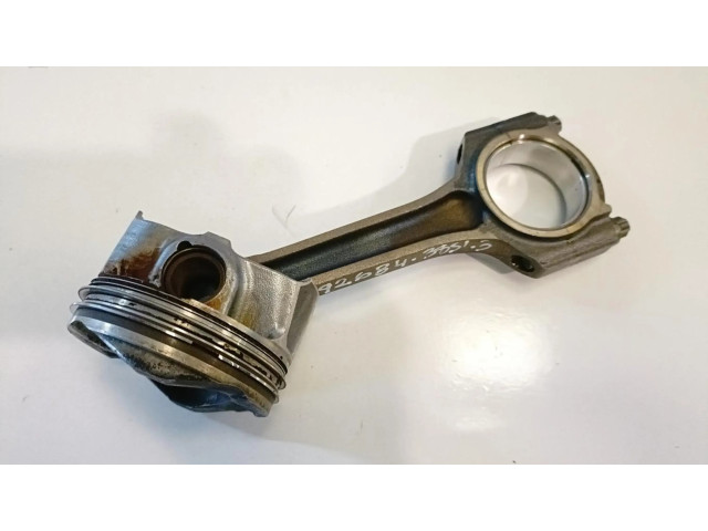 Поршень PISTON Ford Focus для бензинового двигателя 1.0