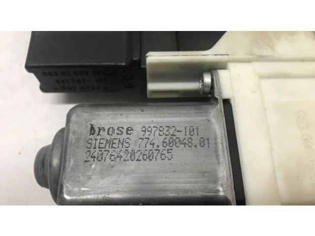 Передний двигатель механизма для подъема окон