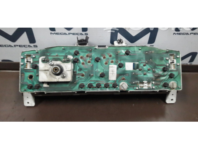 Přístrojová deska Nissan Terrano 1994