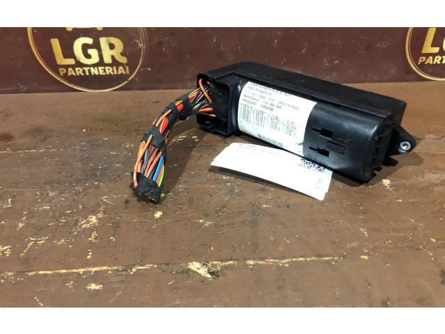 Блок предохранителей  0810203132, 1T1970923   Volkswagen Touran I    