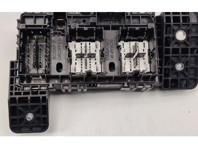 Pojistková skříňka 68312776AC Ram 1500 2020