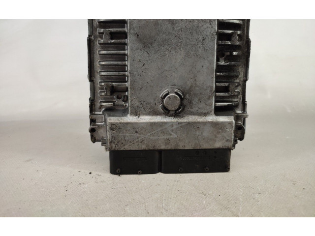 Блок управления двигателя 03F906070AM, 5WP44630   Skoda Fabia Mk2 (5J)