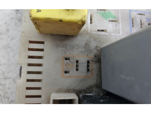 Блок предохранителей 96AG14A073DA Ford Escort