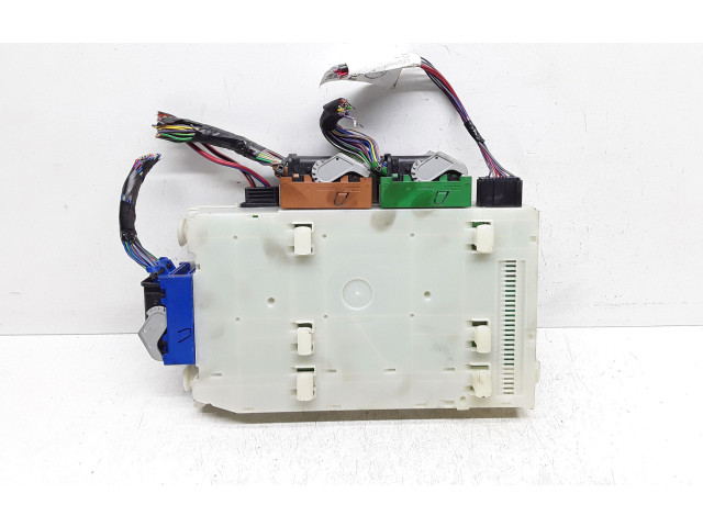 Блок предохранителей 30765624, 7G9T14C256FA   Volvo V70    