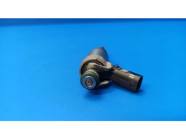 Vstřikovač 06L906036L, 0261500246 Audi A3 S3 8V pro benzínový motor 2.0 06k103023N