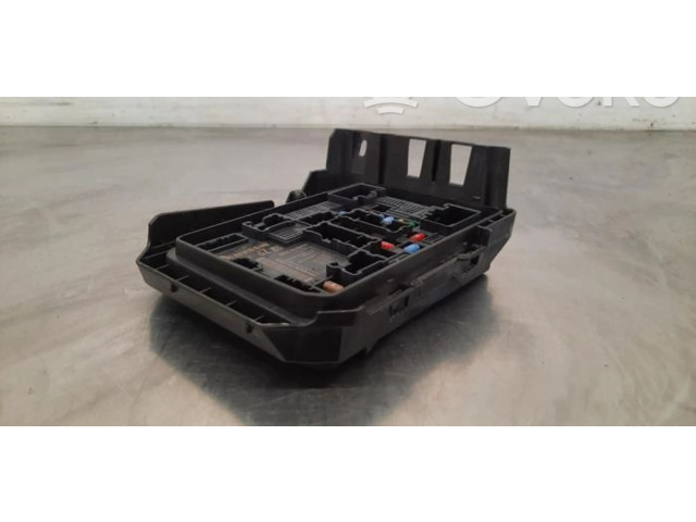 Pojistková skříňka 284B76LA0B Nissan Juke II F16 2020