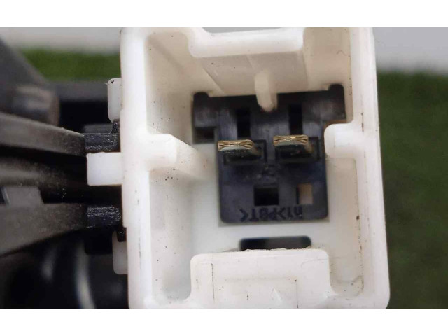 Подушка безопасности водителя    Renault Trafic III (X82)