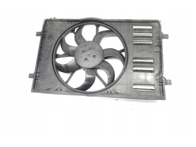 Вентилятор радиатора     5Q0959455AP    Volkswagen Golf VII 