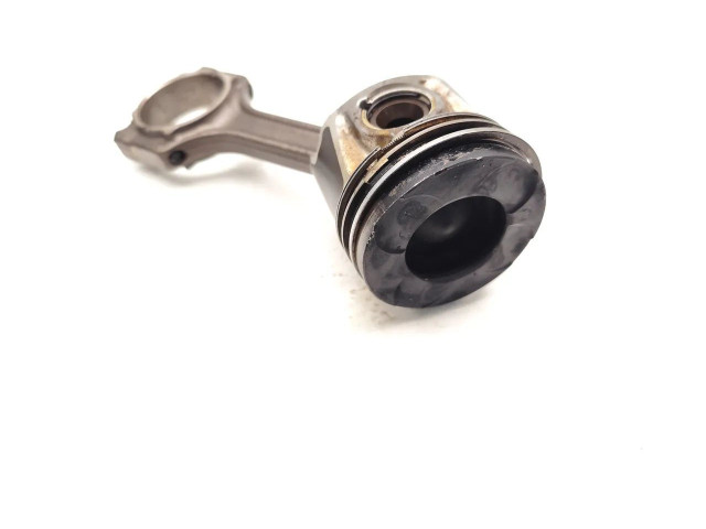 Поршень с шатуном Z13DTJ Z13DTJ Opel Combo C